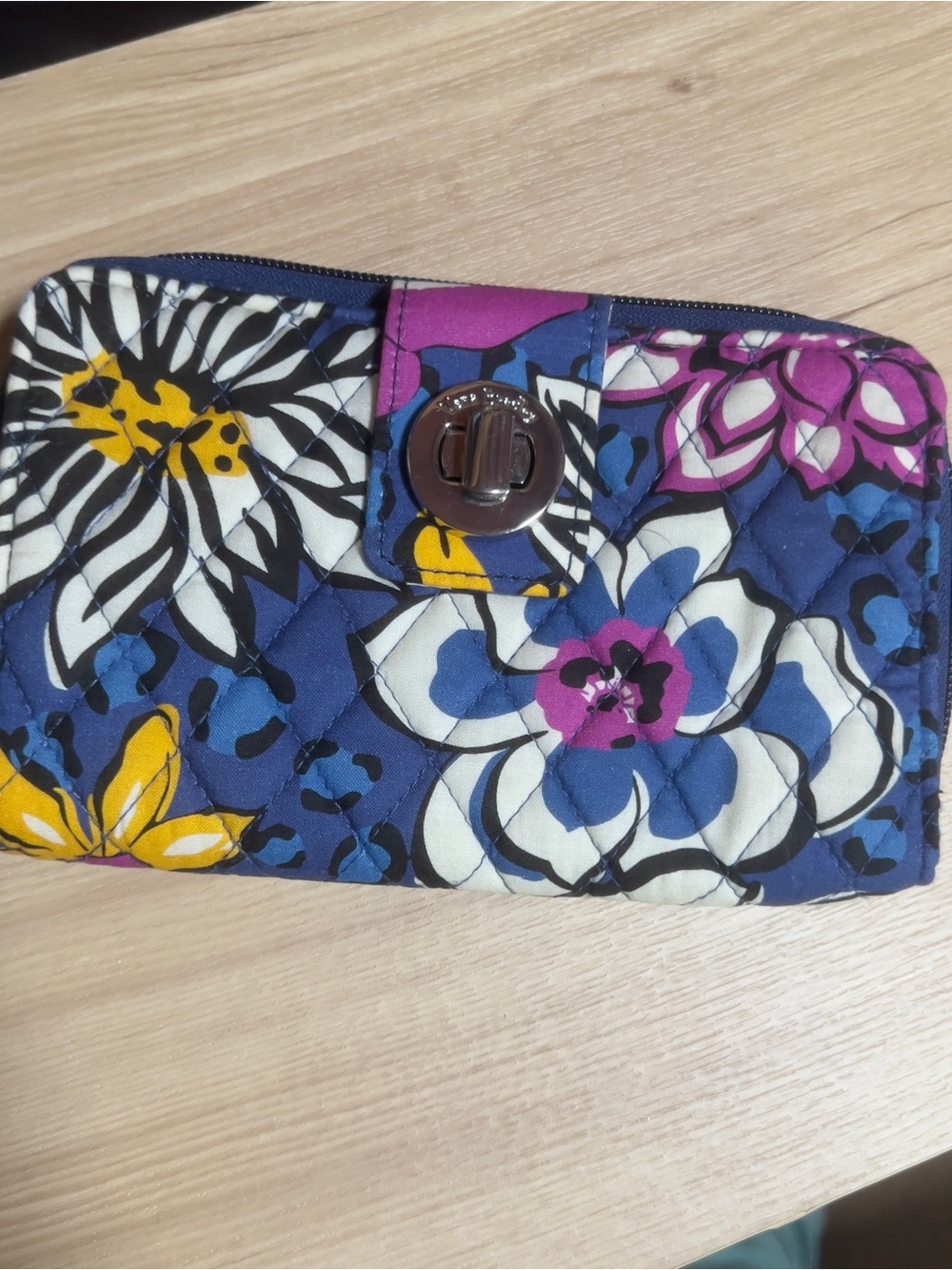 Vera Bradley RFID Turnlock Wallet – African Violet (NWT)
